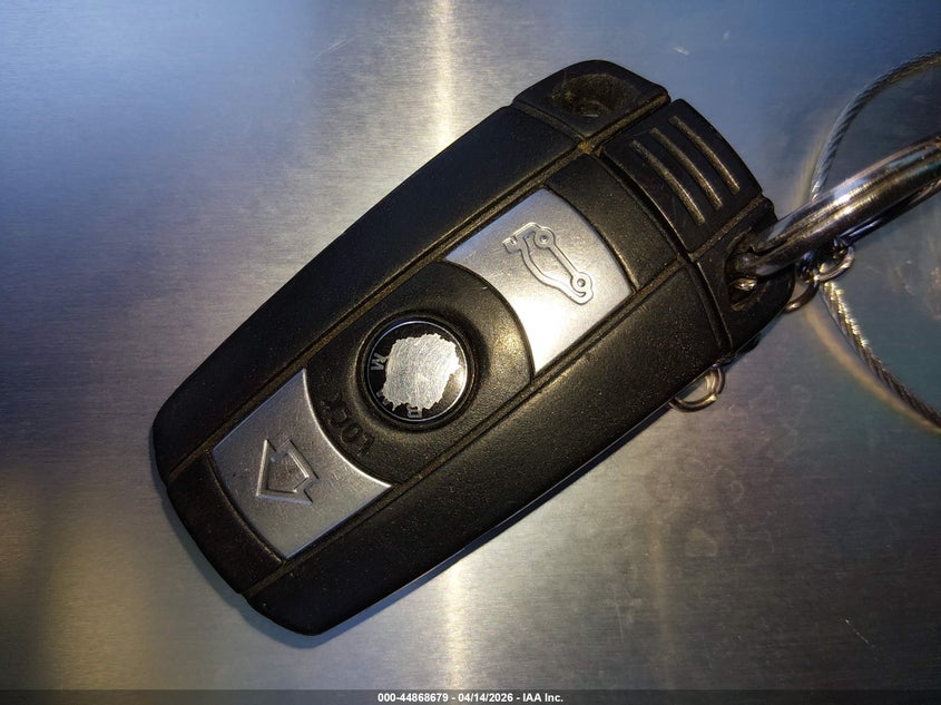 2008 BMW 528I VIN: WBANU53548CT10187 Lot: 44868679