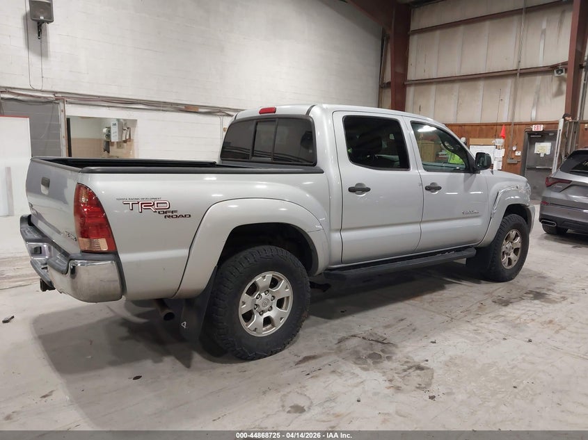2005 Toyota Tacoma Base V6