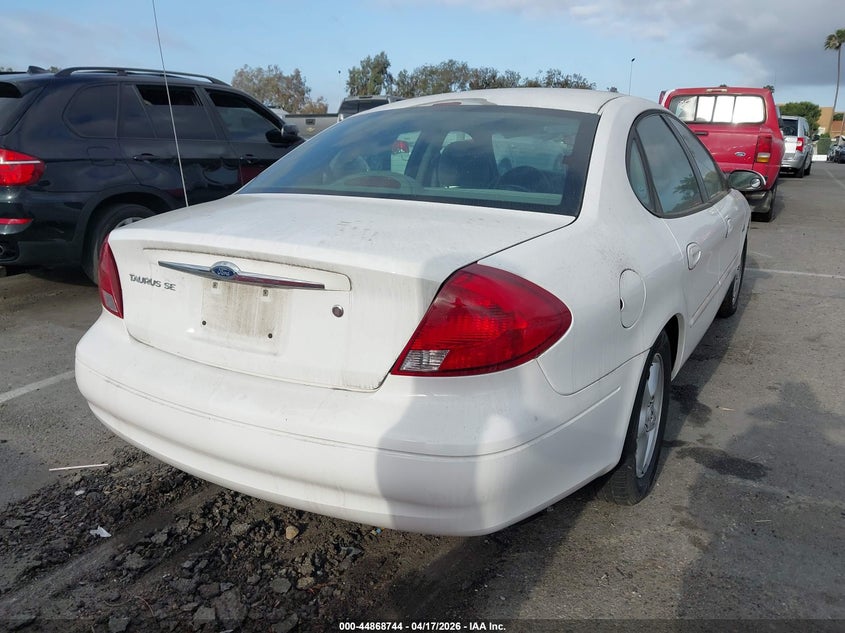 2000 Ford Taurus Se
