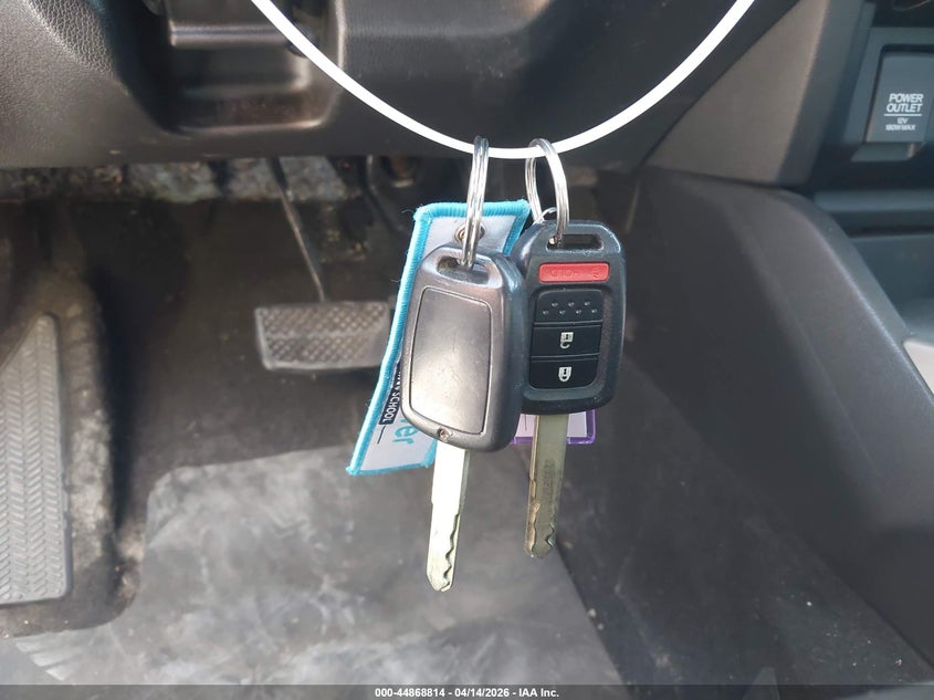 2017 Honda Fit Lx VIN: 3HGGK5H50HM707728 Lot: 44868814