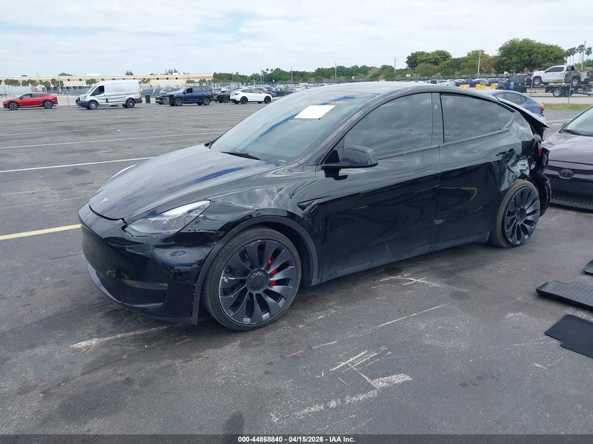 2024 Tesla Model y Performance Dual Motor All-Wheel Drive black Lot 111044868840 Vin 7SAYGDEF9RA285105