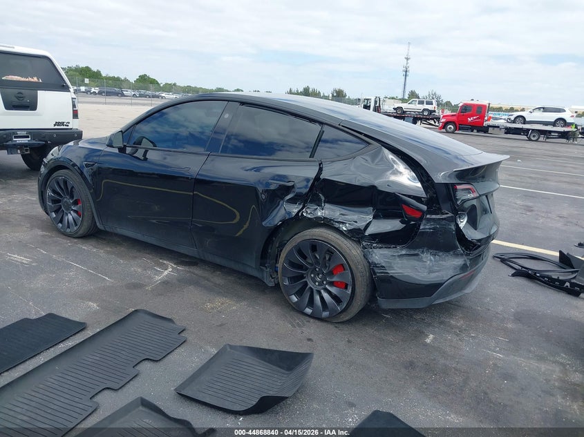 2024 Tesla Model y Performance Dual Motor All-Wheel Drive black Lot 111044868840 Vin 7SAYGDEF9RA285105
