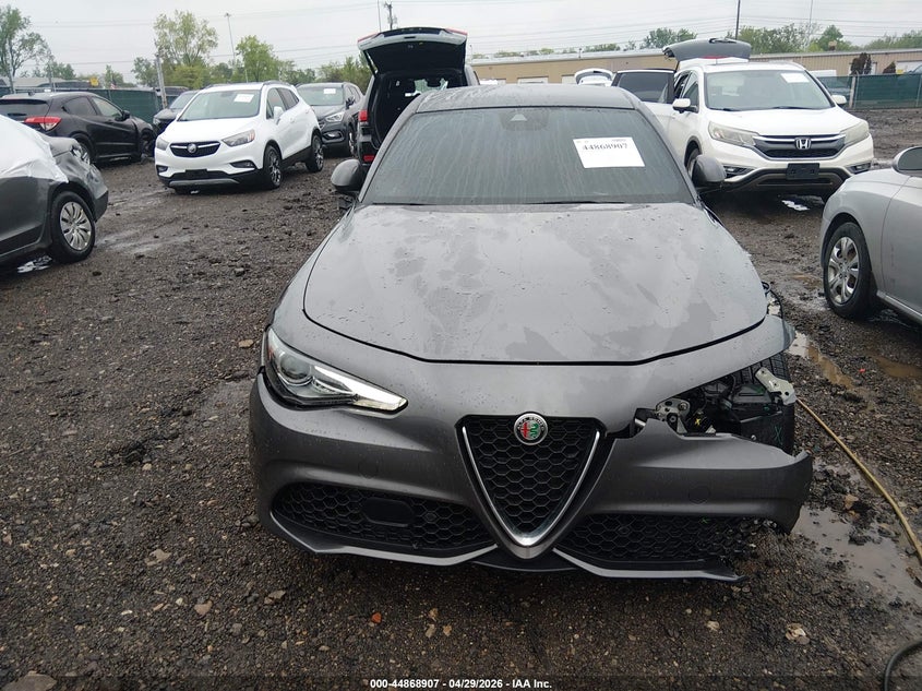 2022 Alfa Romeo Giulia Ti Awd VIN: ZARFANBN7N7662336 Lot: 44868907