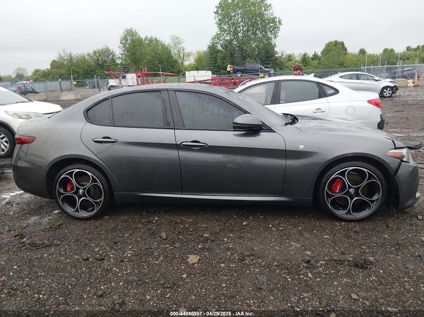 2022 Alfa Romeo Giulia Ti Awd VIN: ZARFANBN7N7662336 Lot: 44868907