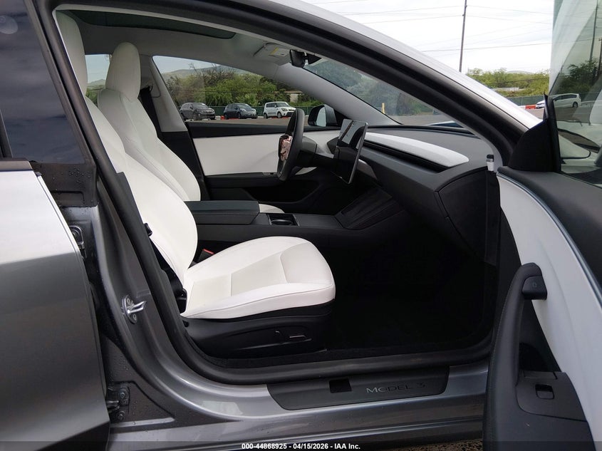 5YJ3E1EA2SF899812 2025 Tesla Model 3 Long Range Rear-Wheel Drive/Standard Rear-Wheel Drive grey