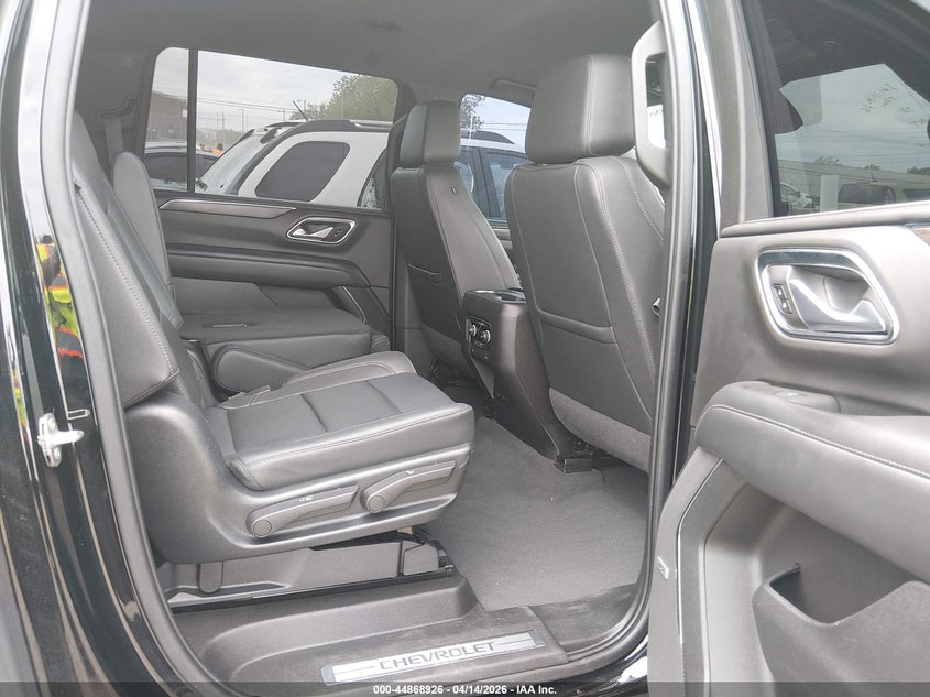 2022 Chevrolet Suburban 2Wd Lt VIN: 1GNSCCKD9NR201813 Lot: 44868926