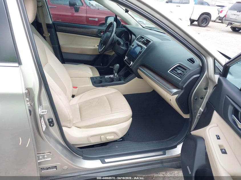 2018 Subaru Outback 2.5 2.5I Limited beige Lot 111044868970 Vin 4S4BSANC4J3220829