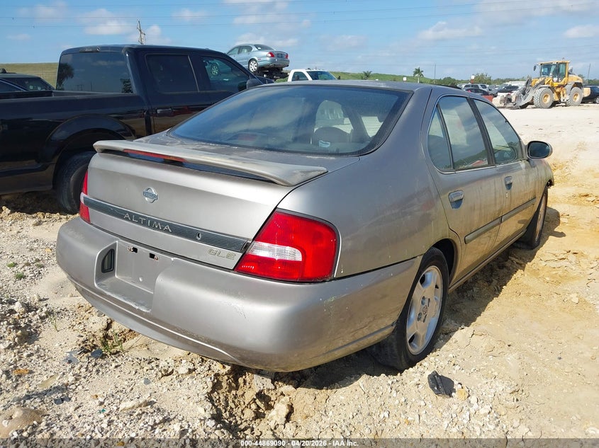 2000 Nissan Altima Gle/Gxe/Se