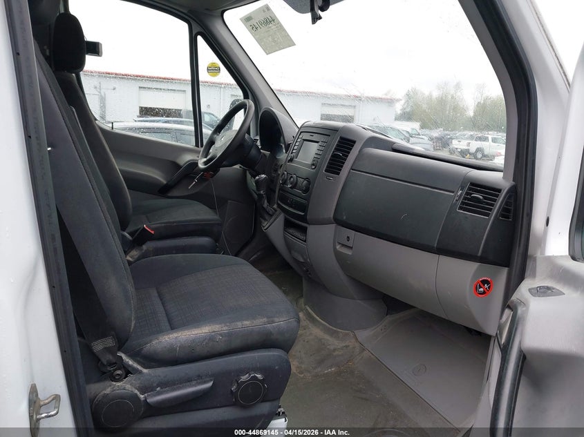 2014 Mercedes-benz Sprinter 2.1 2500 Normal Roof white Lot 111044869145 Vin WD3PE7CC9E5842774