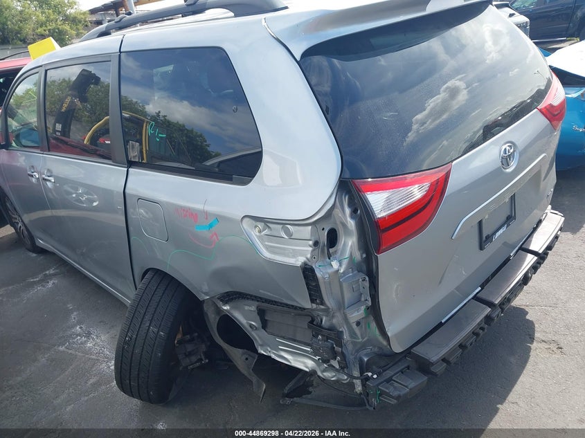 2019 Toyota Sienna Xle Premium 8 Passenger