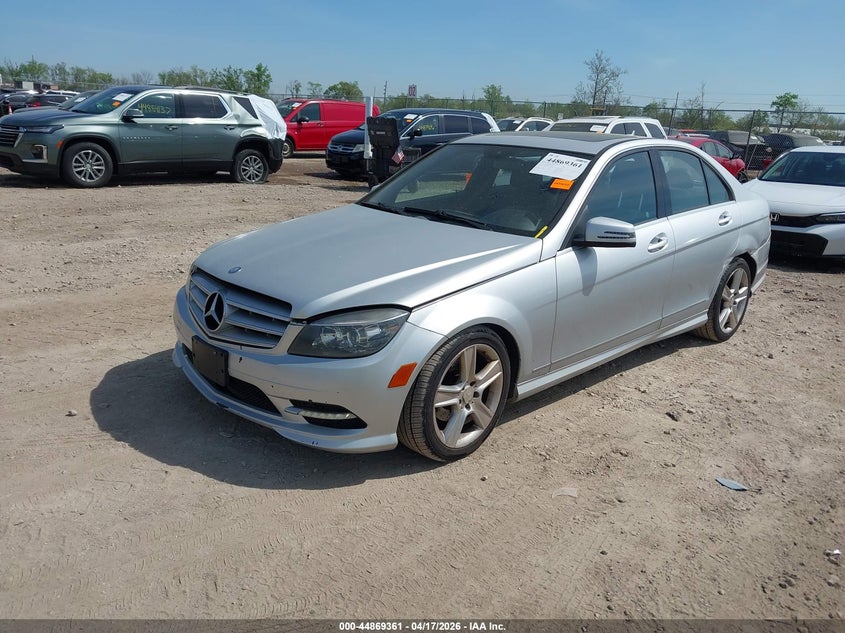2011 Mercedes-Benz C 300 Luxury 4Matic/Sport 4Matic