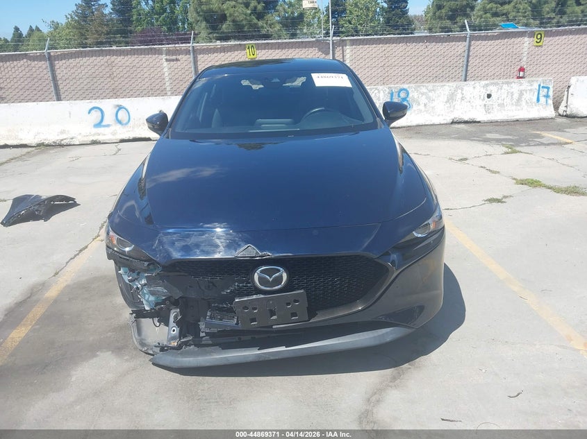 2020 Mazda Mazda3 Preferred Package VIN: JM1BPAMM0L1170851 Lot: 44869371