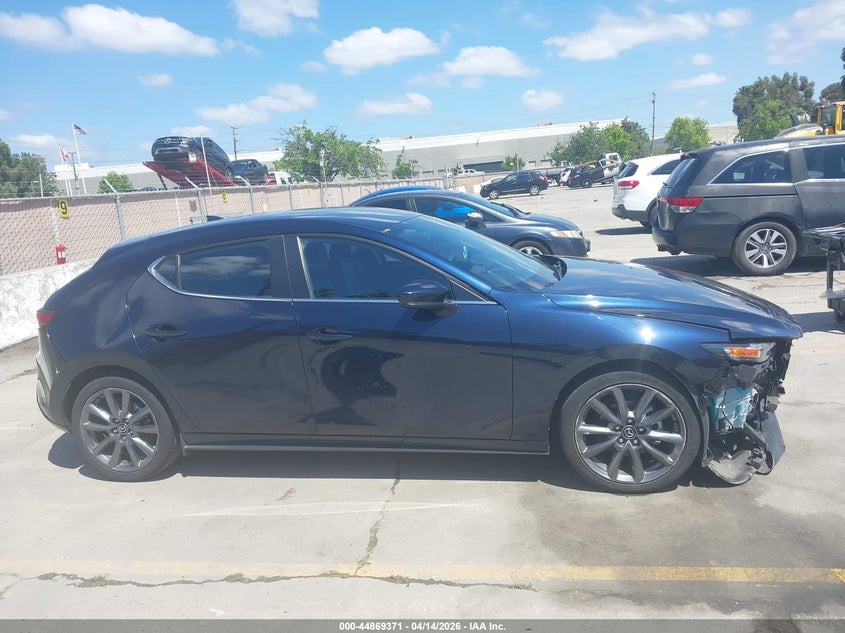 2020 Mazda Mazda3 Preferred Package VIN: JM1BPAMM0L1170851 Lot: 44869371