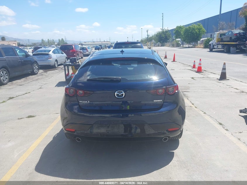 2020 Mazda Mazda3 Preferred Package VIN: JM1BPAMM0L1170851 Lot: 44869371