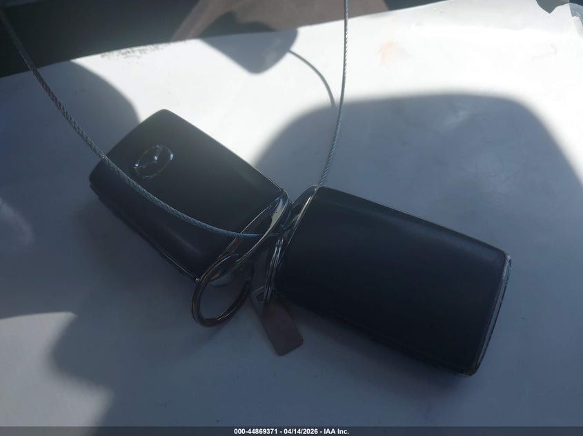 2020 Mazda Mazda3 Preferred Package VIN: JM1BPAMM0L1170851 Lot: 44869371