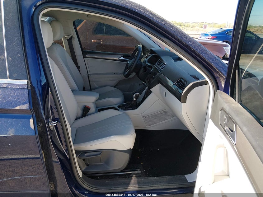 2024 VOLKSWAGEN TIGUAN auction photo 5