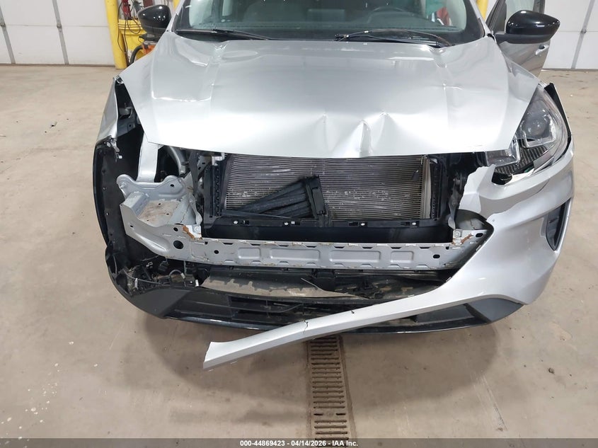 2022 Ford Escape Se VIN: 1FMCU9G64NUB95385 Lot: 44869423