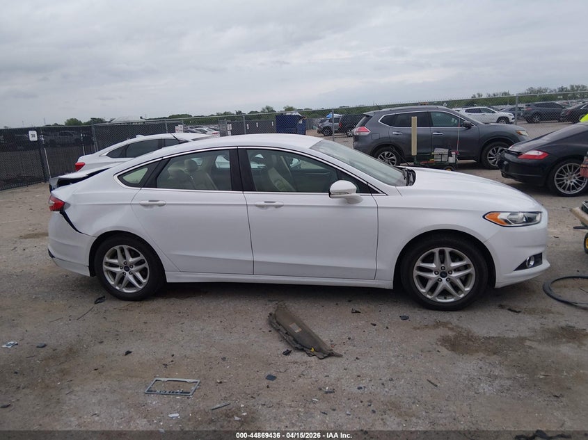 2014 Ford Fusion Se VIN: 3FA6P0HD2ER329132 Lot: 44869436