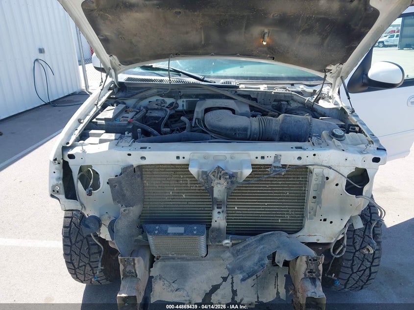 2002 Ford F-150 Lariat/Xlt VIN: 1FTRW08L12KD25512 Lot: 44869439