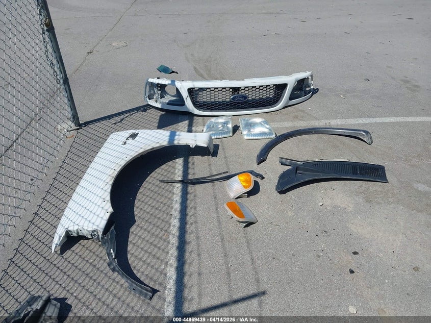 2002 Ford F-150 Lariat/Xlt VIN: 1FTRW08L12KD25512 Lot: 44869439