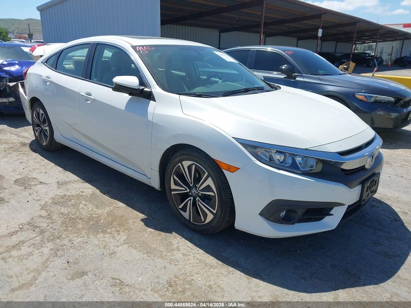 2017 Honda Civic 1.5 Ex-T white Lot 111044869524 Vin 19XFC1F31HE211381