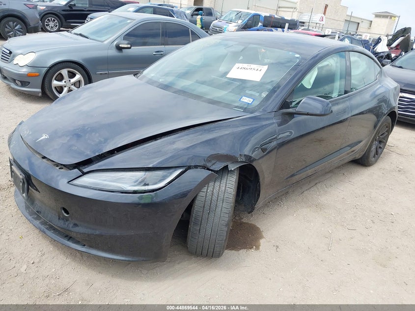 2024 Tesla Model 3 Long Range Dual Motor All-Wheel Drive/Rear-Wheel Drive grey Lot 111044869544 Vin 5YJ3E1EAXRF782652