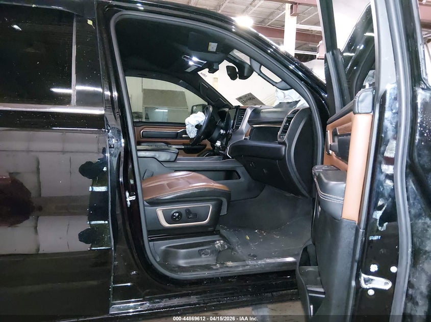 2020 Ram 1500 5.7 Ram Laramie Longhorn 4X4 5'7 Box black Lot 111044869612 Vin 1C6SRFKT9LN153094