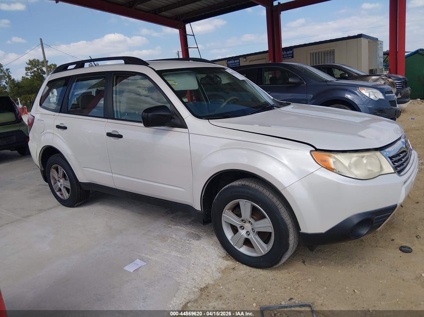 2010 Subaru Forester 2.5X VIN: JF2SH6BC1AH913558 Lot: 44869620