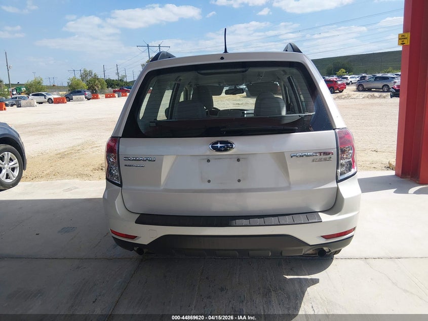 2010 Subaru Forester 2.5X VIN: JF2SH6BC1AH913558 Lot: 44869620