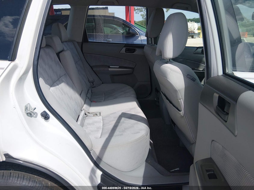 2010 Subaru Forester 2.5X VIN: JF2SH6BC1AH913558 Lot: 44869620