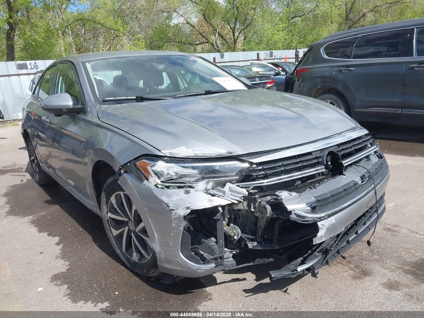 2024 Volkswagen Jetta 1.5 1.5T S silver Lot 111044869656 Vin 3VW5M7BU6RM080558