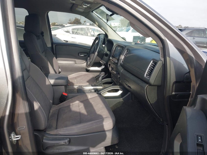 2022 Nissan Frontier Long Bed Sv 4X2