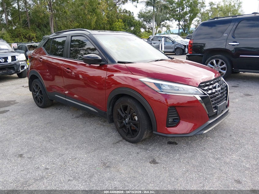 2023 NISSAN KICKS SR XTRONIC CVT