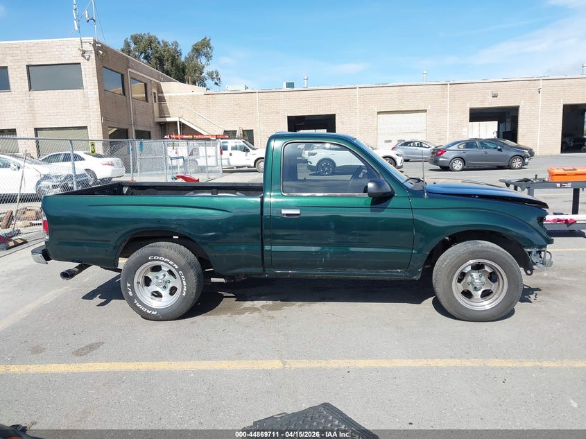 2000 Toyota Tacoma VIN: 5TENL42N4YZ717817 Lot: 44869711
