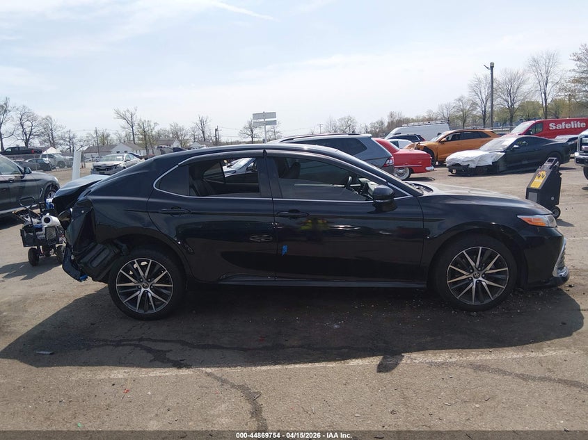 2022 Toyota Camry Xle Hybrid VIN: 4T1F31AK2NU573954 Lot: 44869754