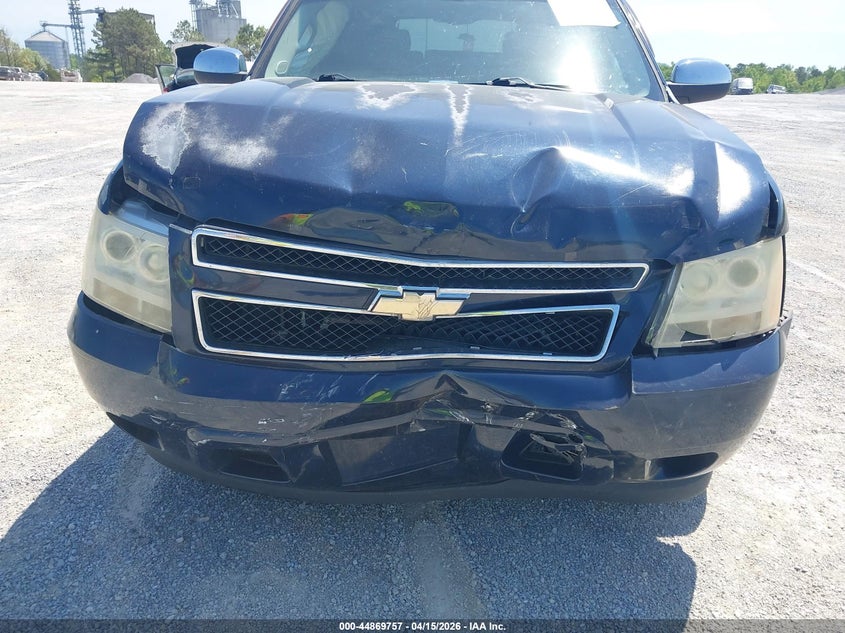 2008 Chevrolet Tahoe Ls VIN: 1GNFC13C68J212296 Lot: 44869757