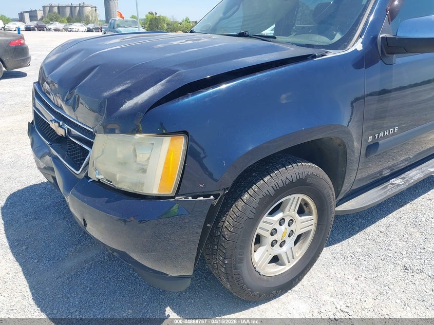 2008 Chevrolet Tahoe Ls VIN: 1GNFC13C68J212296 Lot: 44869757