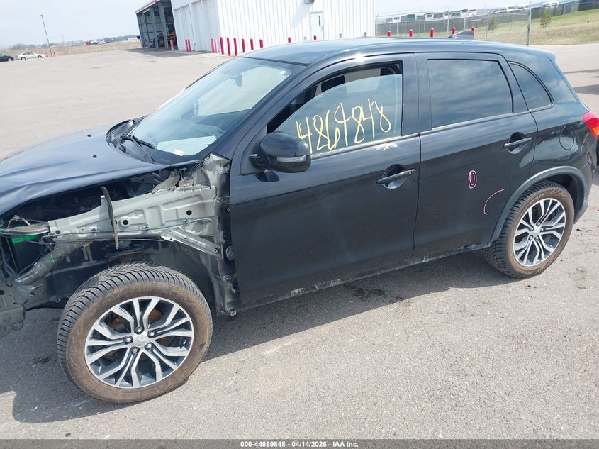 2017 Mitsubishi Outlander Sport 2.0 Es/2.0 Le VIN: JA4AP3AU4HZ004198 Lot: 44869848