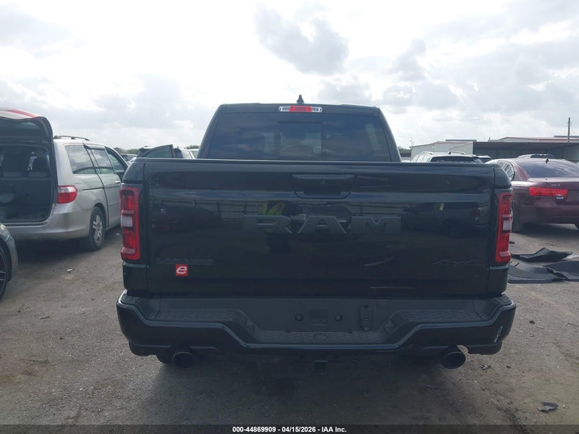 2026 Ram 1500 Laramie 4X4 5'7 Box VIN: 1C6SRFJTXTN269115 Lot: 44869909