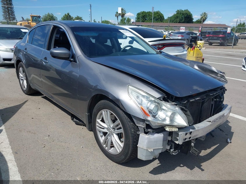 2013 Infiniti G37 Journey