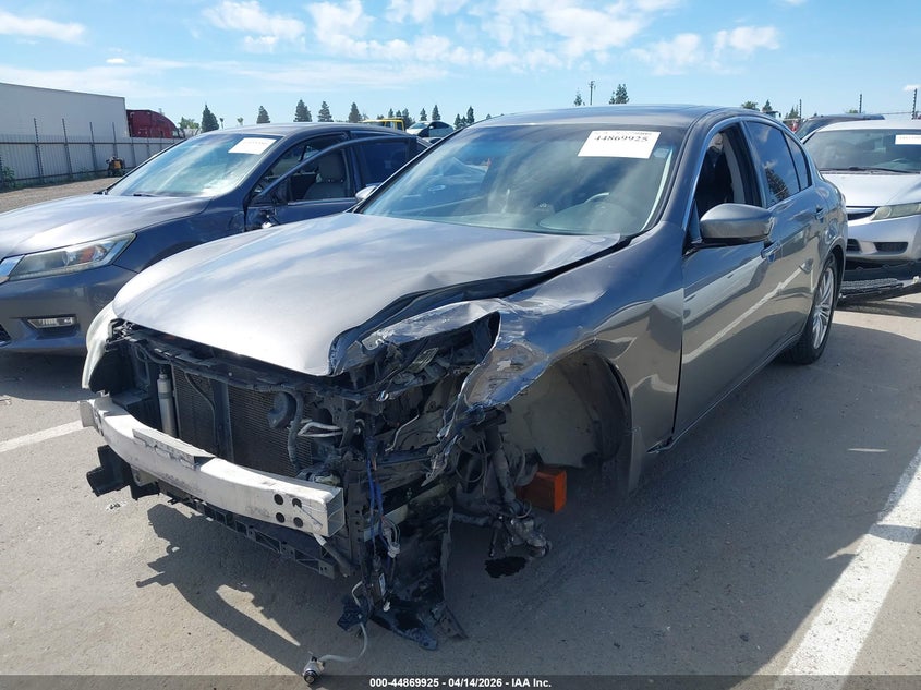 2013 Infiniti G37 Journey