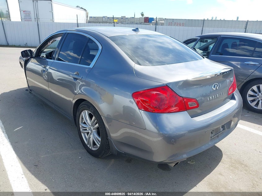 2013 Infiniti G37 Journey