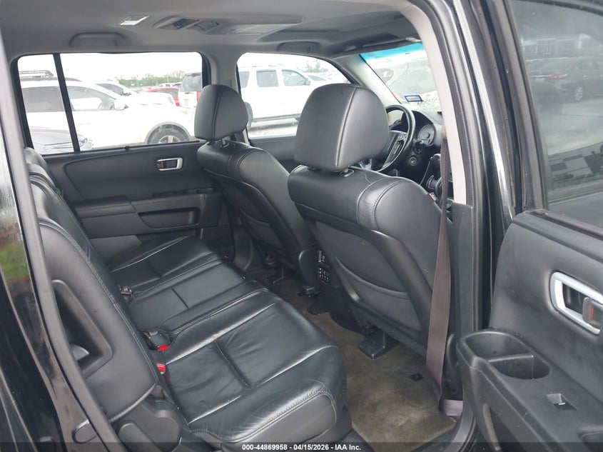 2015 Honda Pilot Touring VIN: 5FNYF4H92FB073862 Lot: 44869958