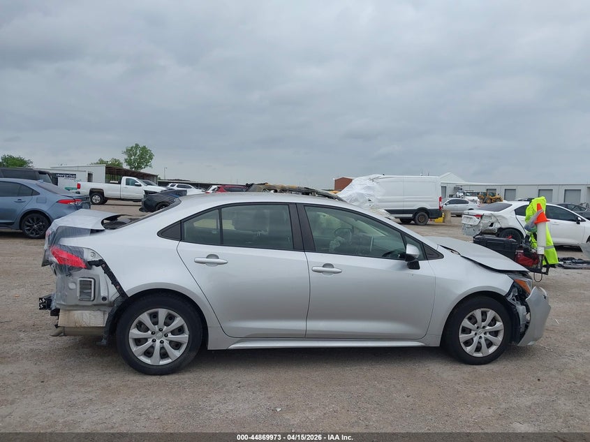 2021 Toyota Corolla Le VIN: JTDEPMAEXMJ153973 Lot: 44869973