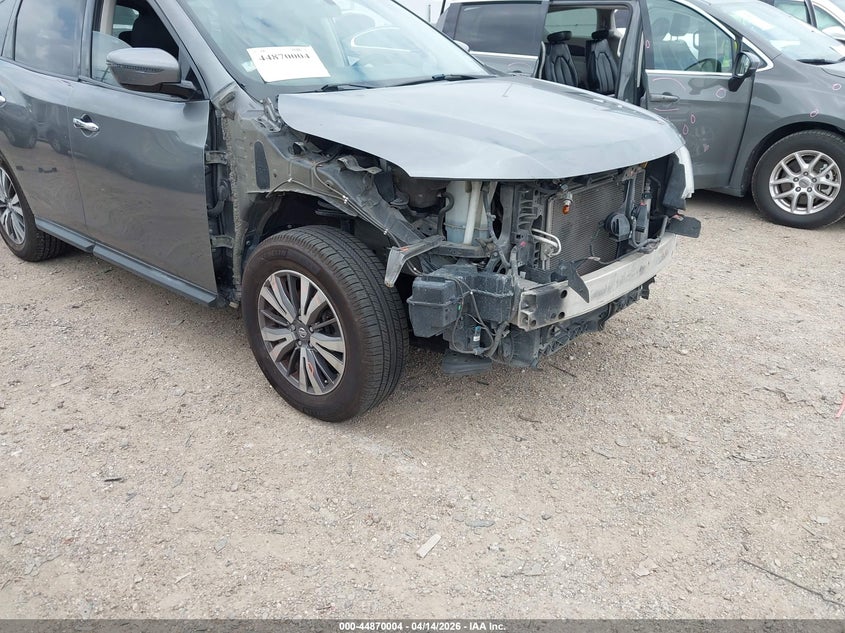 2017 Nissan Pathfinder S VIN: 5N1DR2MN2HC651421 Lot: 44870004