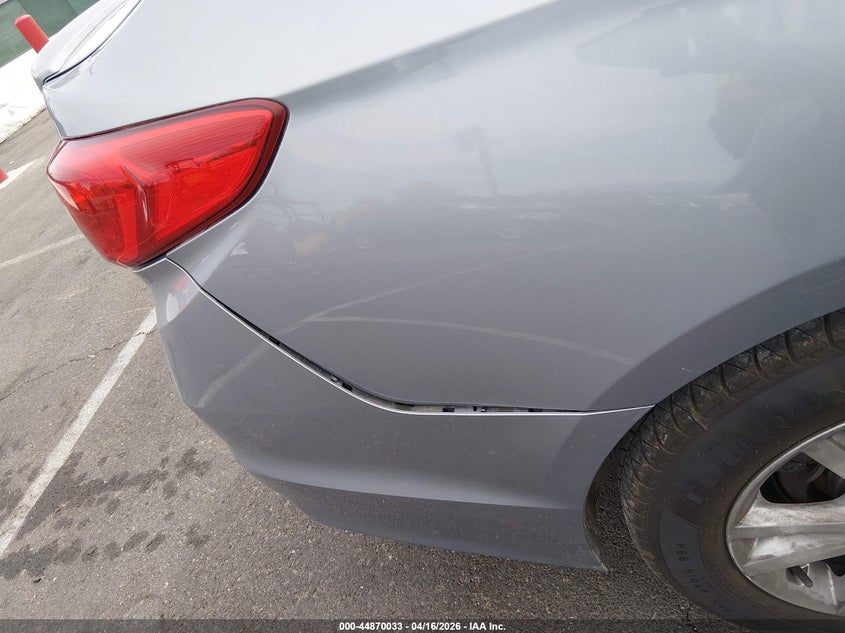 2015 HYUNDAI SONATA auction photo 6