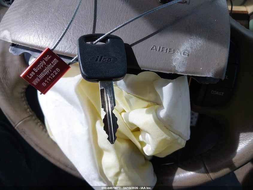 2000 Ford F-150 Lariat/Work Series/Xl/Xlt VIN: 1FTRX17L8YKA61945 Lot: 44870073