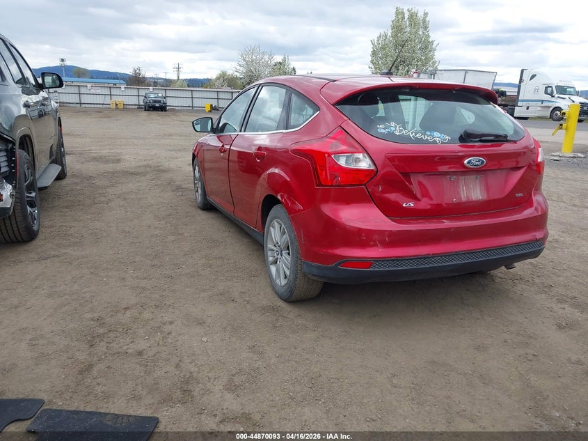 2012 Ford Focus 2.0 Sel red Lot 111044870093 Vin 1FAHP3M21CL268589