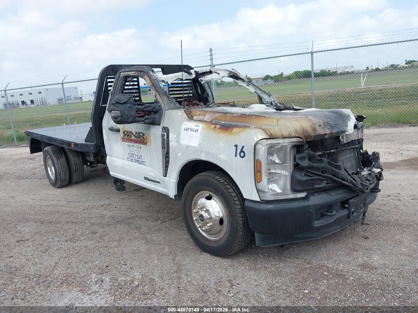 2024 FORD F-350 CHASSIS XL