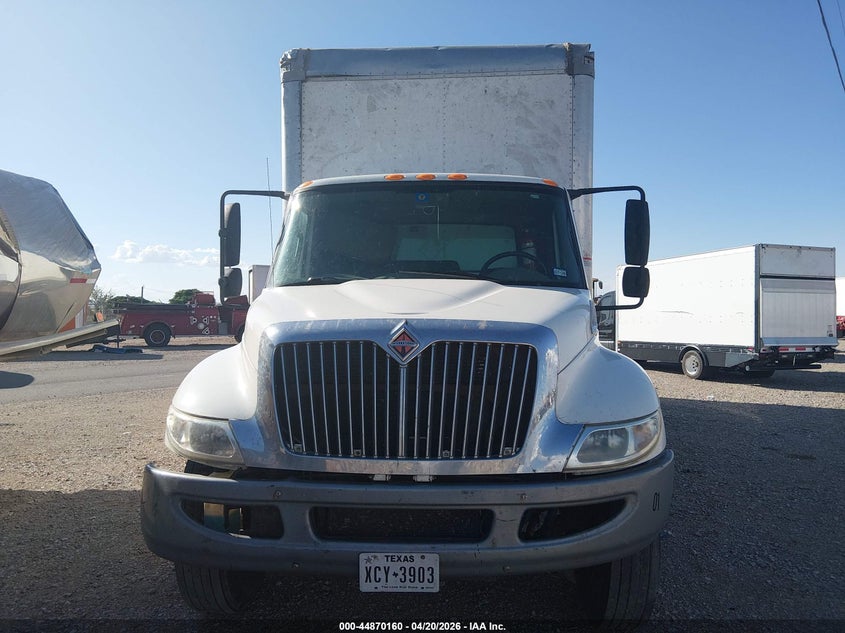 2013 International 4000 4300 white Lot 111044870160 Vin 3HAMMAALXDL296444